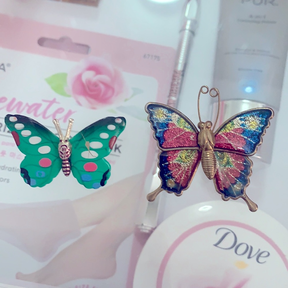 Clothes pin. 🎀
